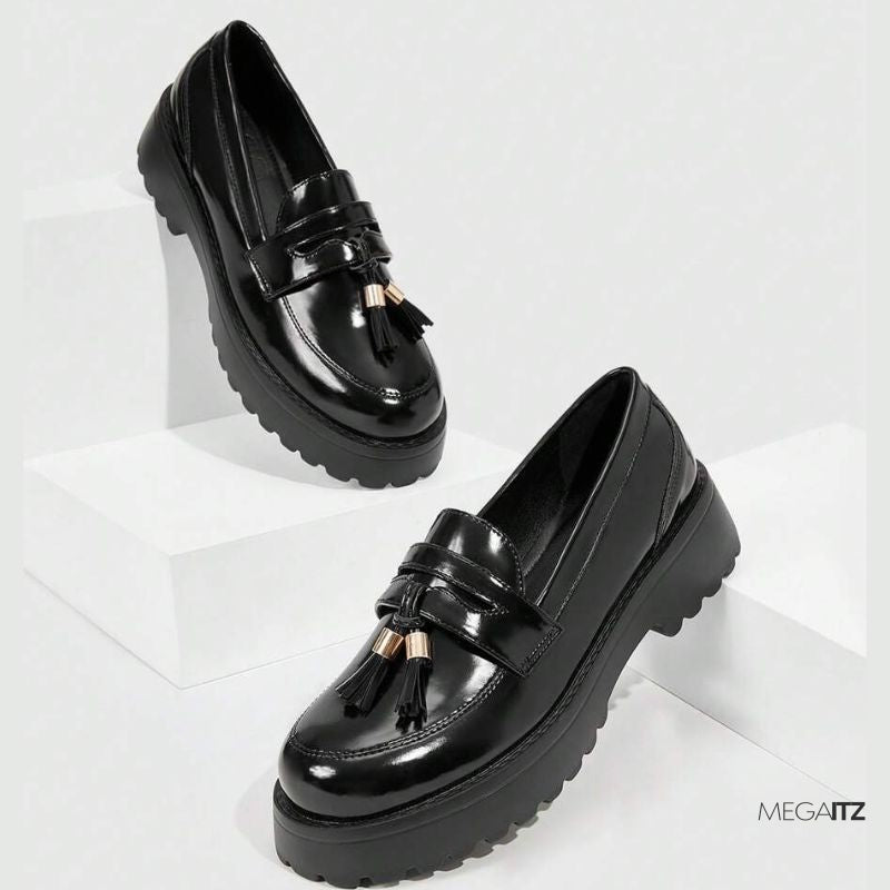 Megaitz - Mocassim Preto Tratorado Tassel Serenity